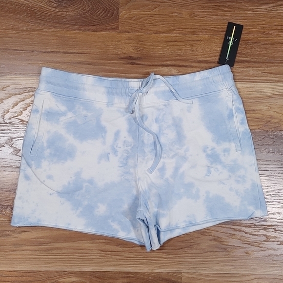 AR-33 Blue Tie Dye Sweatshirt & Short Set Large - Picture 4 of 14